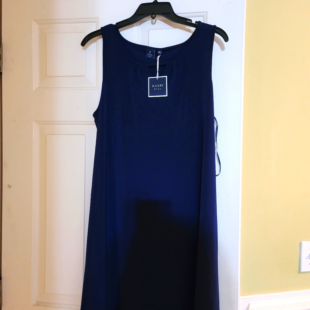 Sleeveless dress